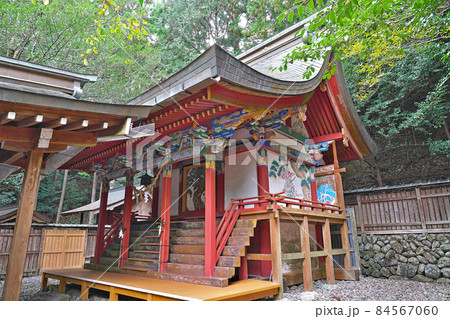 【黒瀧神社】 三重県松阪市飯高町森 【黒瀧神社】 三重県松阪市飯高町森 84567060