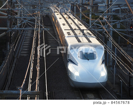 新幹線N700S J2編成 本町跨線橋にて 新幹線N700S J2編成 本町跨線橋にて 84567678