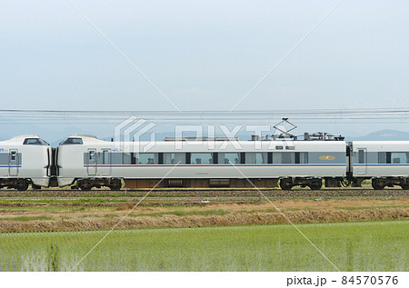 北陸本線 美川ー加賀笠間 JR西日本 683系 S22編成(金沢) ① クハ682-2702 海側 北陸本線 美川ー加賀笠間 JR西日本 683系 S22編成(金沢) ① クハ682-2702 海側 84570576