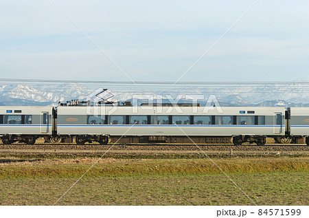 北陸本線 美川ー加賀笠間 JR西日本 683系 T22編成(金沢) ⑤ サハ682-3 海側 北陸本線 美川ー加賀笠間 JR西日本 683系 T22編成(金沢) ⑤ サハ682-3 海側 84571599