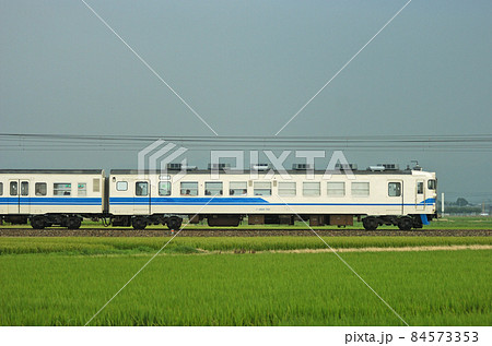 北陸本線　美川ー加賀笠間　JR西日本　413系　B04編成（金沢）　①　クハ455-701　海側 84573353