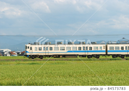 北陸本線 美川ー加賀笠間 JR西日本 413系 B09編成(金沢) ③ クモハ413-9 海側 北陸本線 美川ー加賀笠間 JR西日本 413系 B09編成(金沢) ③ クモハ413-9 海側 84573783