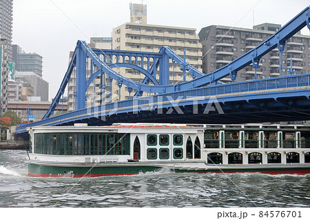 隅田川と清洲橋 84576701