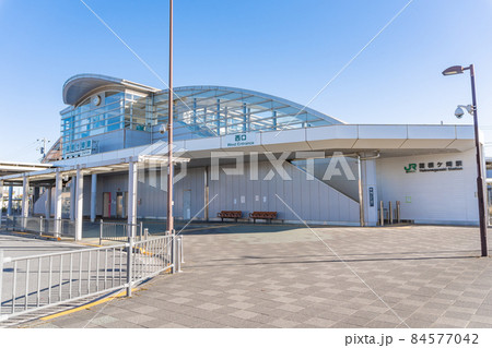 駅前風景　箱根ヶ崎駅 84577042