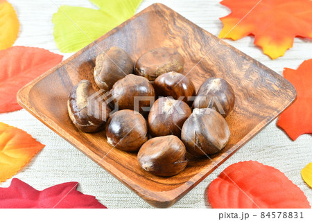 秋の味覚 栗 84578831
