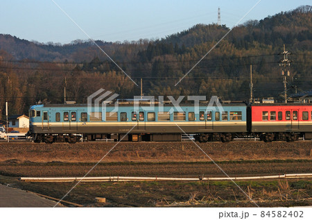 北陸本線　森本ー津幡　JR西日本　415系　C10編成（金沢）　③　クモハ415-810　海側 84582402
