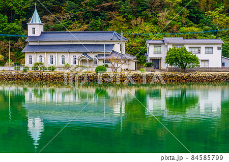 中ノ浦教会 【長崎県南松浦郡新上五島町】 中ノ浦教会 【長崎県南松浦郡新上五島町】 84585799