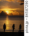 南の島のビーチの夕日　パラオ共和国 84587290