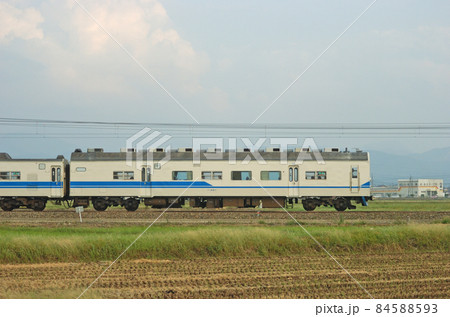 北陸本線 美川ー加賀笠間 JR西日本 419系 D01編成(敦賀) ① クハ418-1 海側 海側 北陸本線 美川ー加賀笠間 JR西日本 419系 D01編成(敦賀) ① クハ418-1 海側 海側 84588593