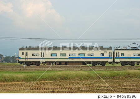 北陸本線　美川ー加賀笠間　JR西日本　419系　D01編成（敦賀）　③　クモハ419-1　海側 84588596