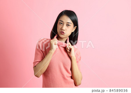 Girl in Pink 84589036