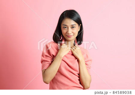 Girl in Pink 84589038