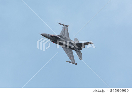 ポーランド空軍F-16Cブロック52+「タイガーデモチーム」旋回 84590999