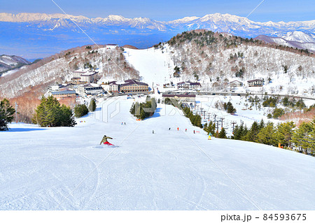 高天ヶ原マンモススキー場／北アルプス、妙高山方面を望む(志賀高原)【2021.3】 84593675