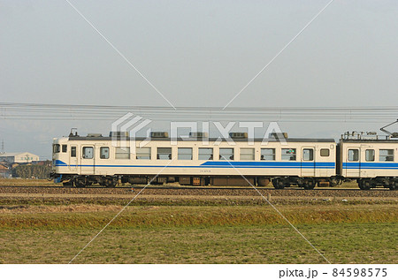 北陸本線　美川ー加賀笠間　JR西日本　475系　A09編成（金沢）　③　クモハ471-9　海側 84598575