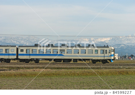 北陸本線　美川ー加賀笠間　JR西日本　475系　A18編成（金沢）　①　クハ455-47　海側 84599227