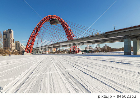 Beautiful winter landscape in Moscow Beautiful winter landscape in Moscow 84602352