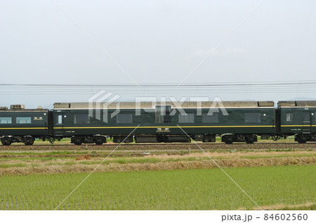 北陸本線　美川ー加賀笠間　JR西日本　24系　トワイライト　第3編成　⑧　スロネ25-503　海側 84602560