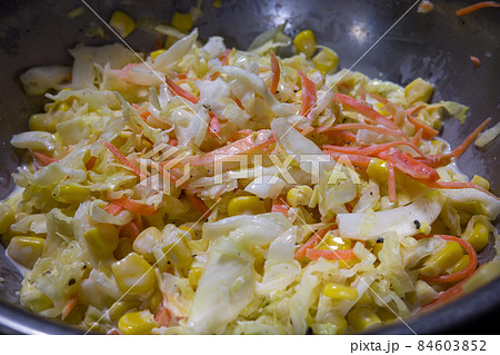 とても美味しい日本の食べ物 84603852