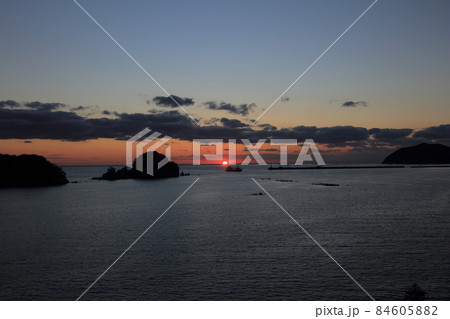 高知県咸陽島から見た夕景 84605882