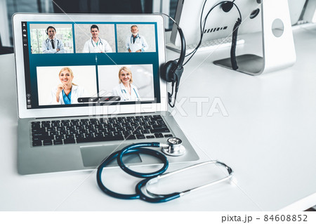 Telemedicine service online video call for doctor to actively chat with patient 84608852