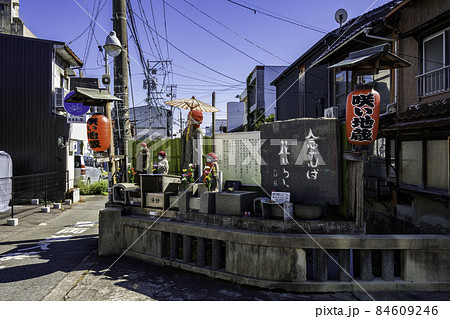 米子下町　咲い地蔵　鳥取県米子市 84609246