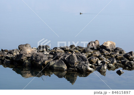 鳥取　四季の散歩　冬　青島 84615897