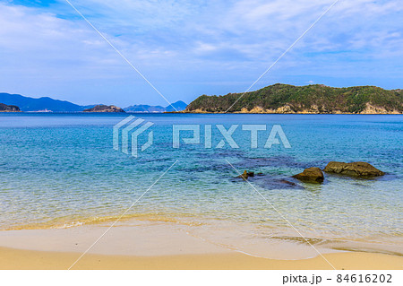頭ヶ島　白浜海岸　【長崎県南松浦郡新上五島町】 84616202