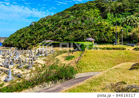 頭ヶ島 白浜集落のキリシタン墓地 白浜遺跡 【長崎県南松浦郡新上五島町】 頭ヶ島 白浜集落のキリシタン墓地 白浜遺跡 【長崎県南松浦郡新上五島町】 84616317