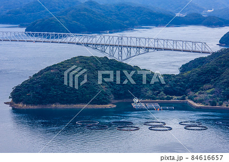 龍観山展望所からの眺め（若松大橋）【長崎県南松浦郡新上五島町】 84616657