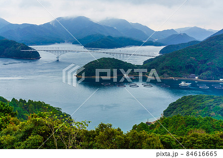 龍観山展望所からの眺め(若松大橋)【長崎県南松浦郡新上五島町】 龍観山展望所からの眺め(若松大橋)【長崎県南松浦郡新上五島町】 84616665