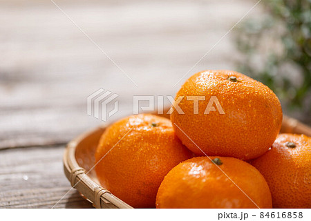 秋の味覚 とっても甘くておいしい蜜柑みかん 温州みかん 84616858