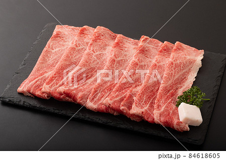 牛肩ロースすき焼き肉 (国産黒毛和牛) 牛肩ロースすき焼き肉 (国産黒毛和牛) 84618605