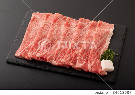 牛肩ロースすき焼き肉 (国産黒毛和牛) 牛肩ロースすき焼き肉 (国産黒毛和牛) 84618607