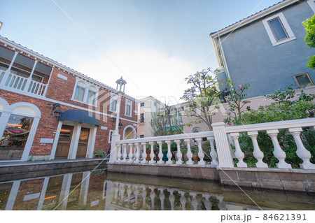 ヨーロッパ調の街並み ヨーロッパ調の街並み 84621391