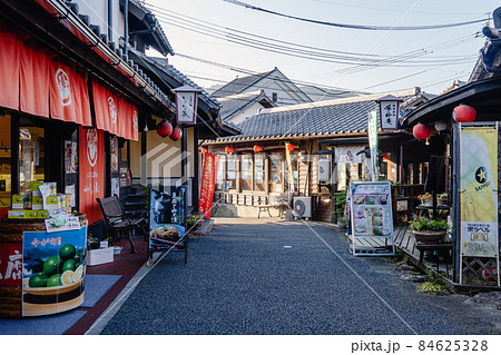 湯布院　湯の坪街道　湯の坪横丁 84625328