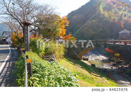 福岡県の人気観光スポット筑前小京都歴史的町並みの秋月城下町 福岡県の人気観光スポット筑前小京都歴史的町並みの秋月城下町 84625976