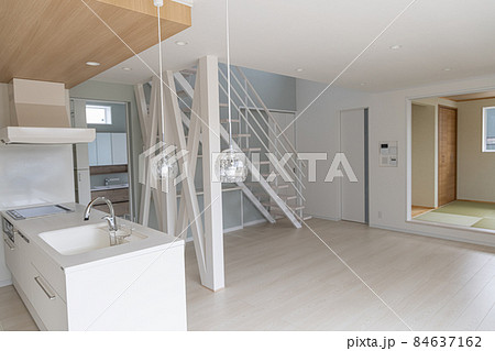 住宅イメージ　新築住宅 84637162