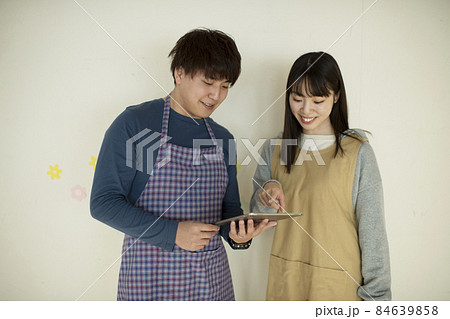 ICT化する保育現場 84639858