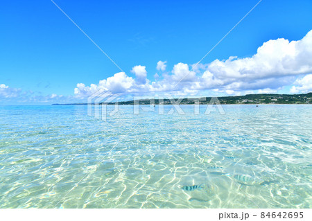 コマカ島より百名ビーチ、新原ビーチ方面を望む(沖縄県南城市)【2020.9】 コマカ島より百名ビーチ、新原ビーチ方面を望む(沖縄県南城市)【2020.9】 84642695