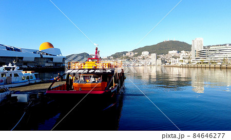 長崎港は快晴 84646277