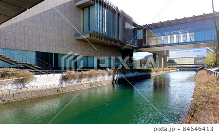長崎図書館 84646413