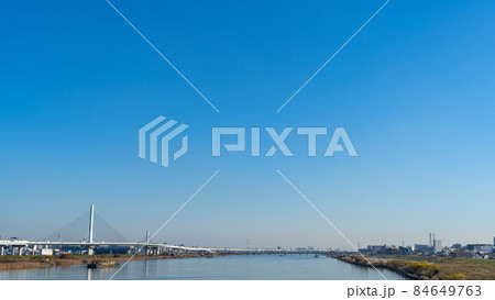 【東京都】荒川・木根川橋から下流方向を見た風景 【東京都】荒川・木根川橋から下流方向を見た風景 84649763