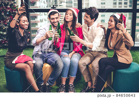 Celebration party of group office workers. Celebration party of group office workers. 84650643