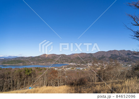 パノラマ台から見た山中湖（山中湖の三国山ハイキングコース） 84652096