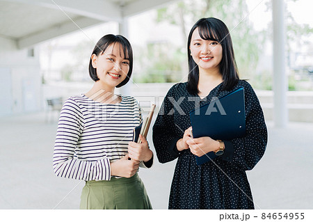 女子大学生 女子大学生 84654955