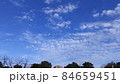 青い空と白い雲 84659451