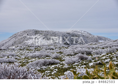 冬の那須連峰 84662503