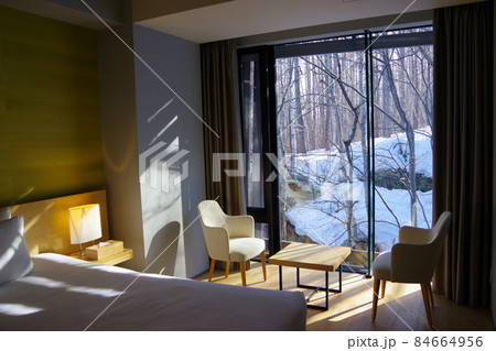 北海道　リゾートマンション　コンドミニアム　ラグジュアリーな部屋　ニセコ 84664956