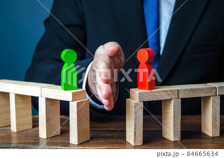 A man breaks contact between people. Stop the hot phase of the conflict. Mediation and arbitration services. Ending an conflict, alternative way to resolve dispute. Find a compromise. Reducing tension 84665634
